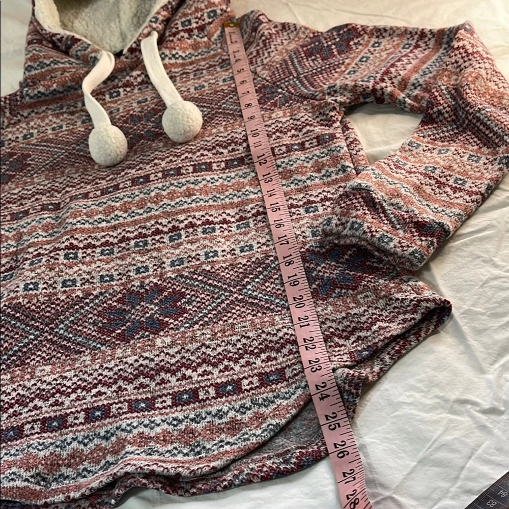 Derek Heart Multicolor Nordic Patterned Hoodie - Picture 5 of 7